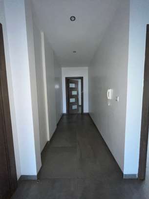 Appartement à vendre au point E image 9
