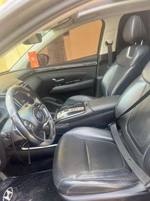 Hyundai Tucson 2023 SUV Gris Métallisé 5 places image 11