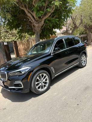 BMW X5 à louer sur Dakar image 9