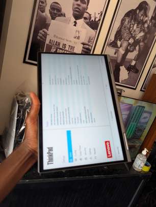 Lenovo Yoga x1 /i7 11th 3ghz / 16gb / 512 image 5