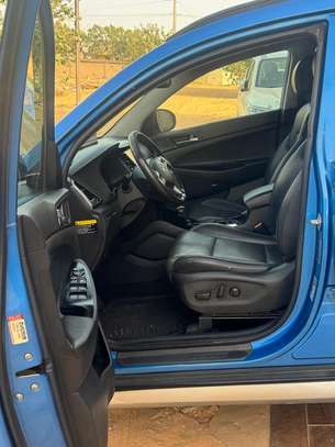 Hyundai Tucson AWD2018 image 6