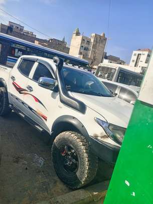Mitsubishi L200 tout-terrain 2018 image 6