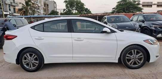 Hyundai Elantra 2018 image 4