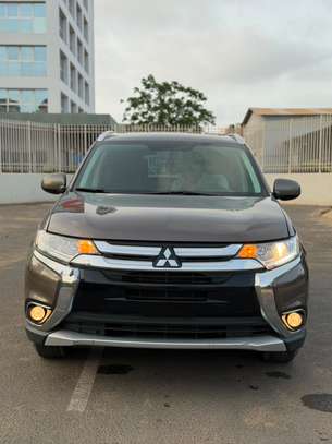 Mitsubishi outlander image 7