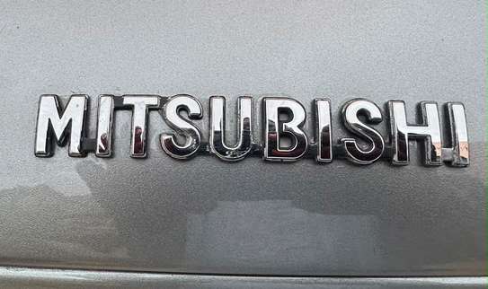 Mitsubishi éclipse 2019 super clean image 4
