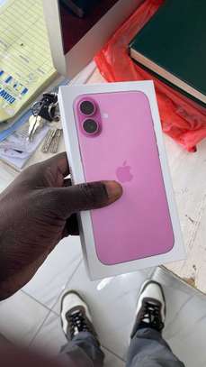 Iphone 16 + 256Gb - 128Gb image 2