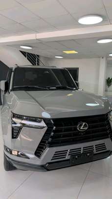 Lexus GX550 2026 image 5
