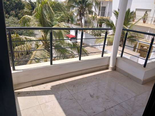 villa louer mermoz image 7