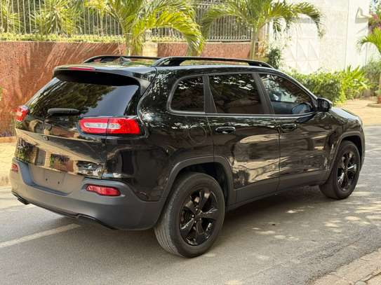 Jeep Cherokee 2017 full black image 3