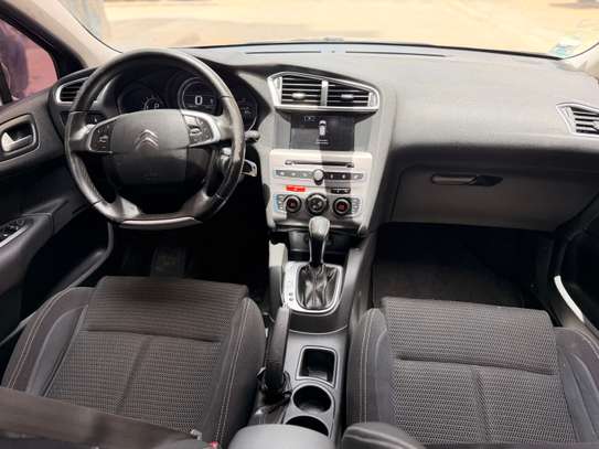 Citroën C4 Diesel 2016 image 11