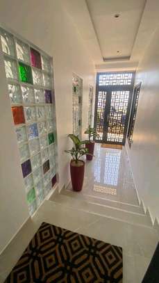 Appartement de 3 chambres et salon aux Almadies image 6