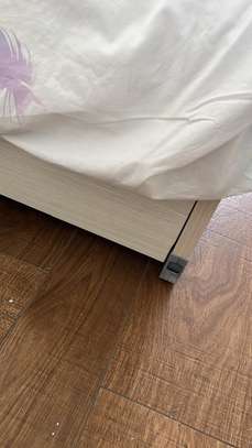 Chambre à coucher marque italienne. image 2