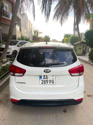 kia CARENS image 9