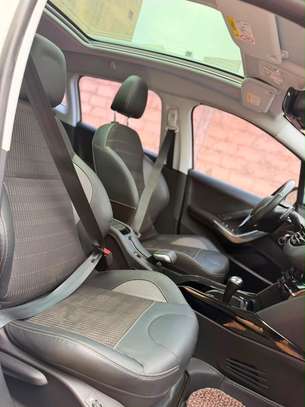 Peugeot 2008 année 2018 automatique diesel image 12