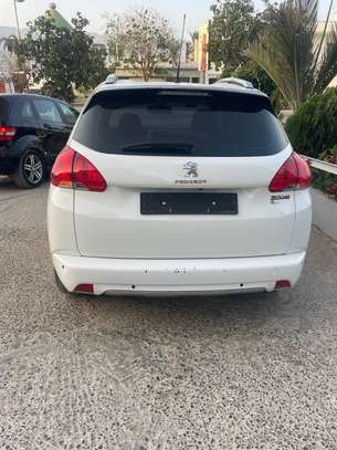 Peugeot 2008 2016 image 12