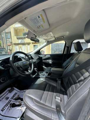 FORD ESCAPE SEL image 7