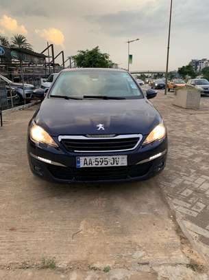 Peugeot 308 année 2016 image 4