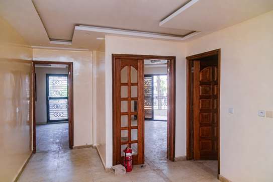 Appartement F3 à Grand-Dakar image 2