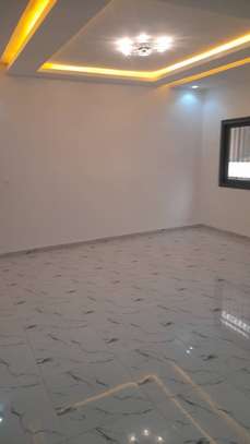 Appartement neuf  aux Almadies zone de recasement image 2