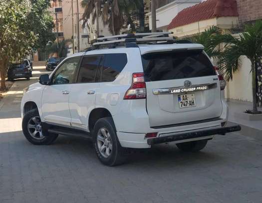 Toyota Prado Land Cruiser 7 places 2014 image 4