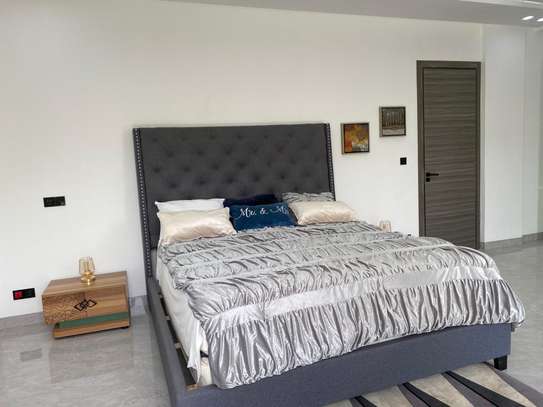 Vente joli appartement F4 standing à Mermoz Dakar image 2