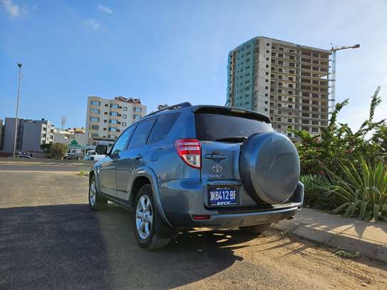A vendre Toyota Raph 4 2013 image 12