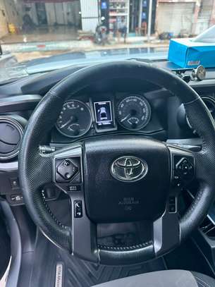 TOYOTA TACOMA 2020 image 6