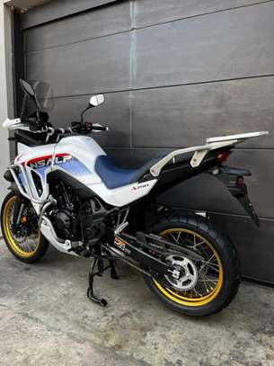 Honda Transalp image 3