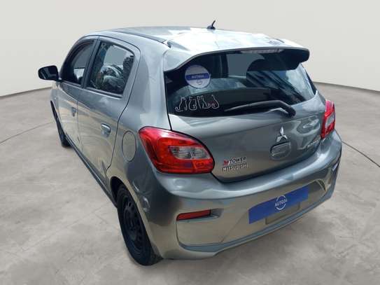 Mitsubishi Mirage 2017 à Vendre image 10