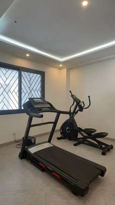 Appartement F2 meublé image 9