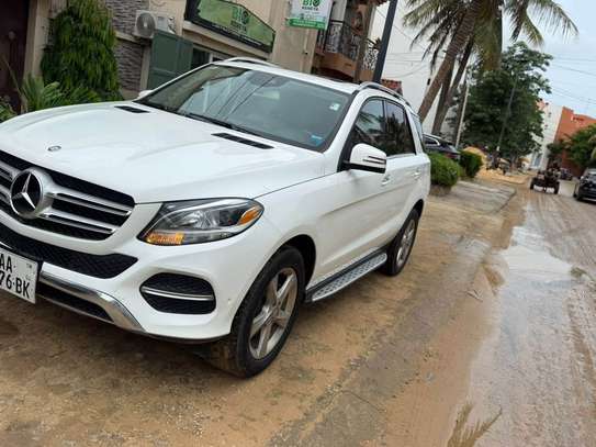 Mercedes GLE 350 4Matic 2017 SUV blanc puissant image 2