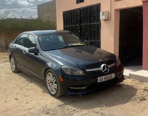 Mercedes-Benz 300 2011 image 3