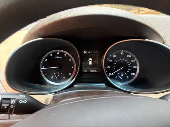 HYUNDAI SANTA FE 2017 image 5