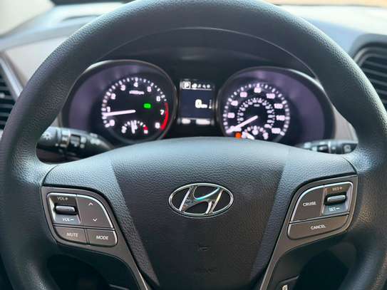 Hyundai Santa Fe 2018 image 7