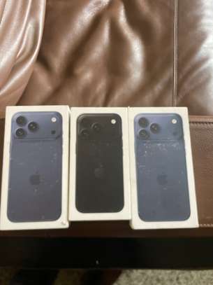 IPhone 17 pro Max image 2