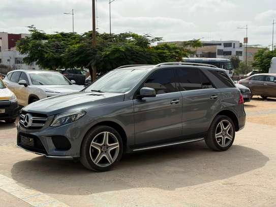 MERCEDES-BENZ GLE 350d 2017 image 3