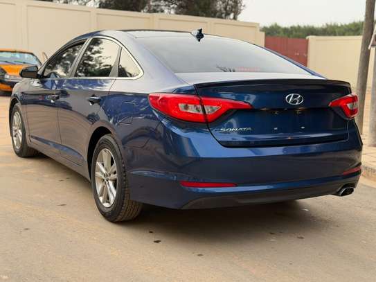 HYUNDAI SONATA image 3