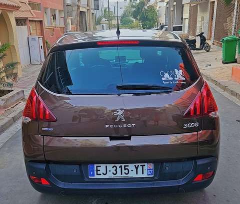 Très belle Peugeot 3008 HDI diesel très propre venant image 9