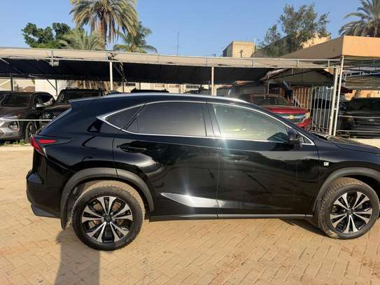 LEXUS NX30 2019 F SPORT image 3