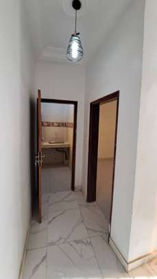 APPARTEMENT 2 CHAMBRES A LOUER A KEUR MASSAR DIAXAAY 2 image 8