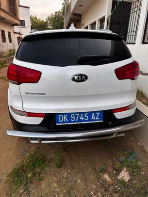 KIA SPORTAGE 2015 – Automatique, Essence, Cuir – 131 000 km image 6