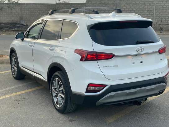 Hyundai Santa Fe 2020 image 9