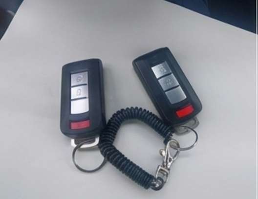 MITSUBISHI OUTLANDER SEL image 5