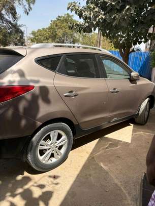 Hyundai ix35 2011 image 3