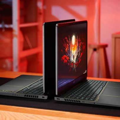 HP OMEN 2025 image 7