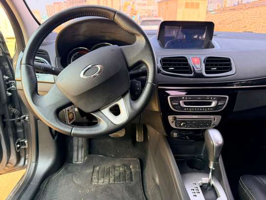 RENAULT SM3 Année : 2017 image 9