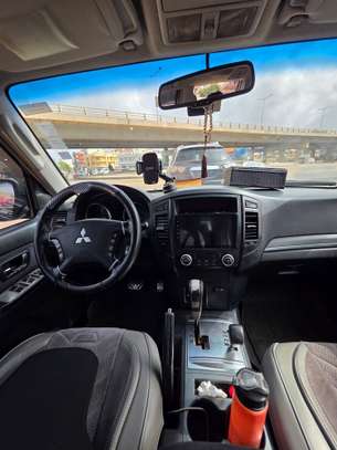 Mitsubishi DID pajero image 8