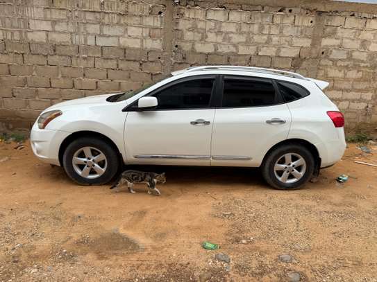 Nissan roque 4x4 image 12