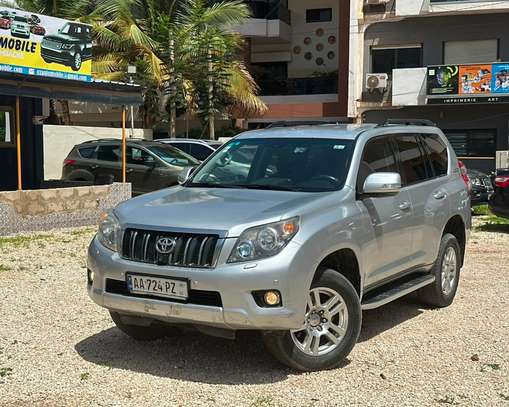 Toyota Prado image 2