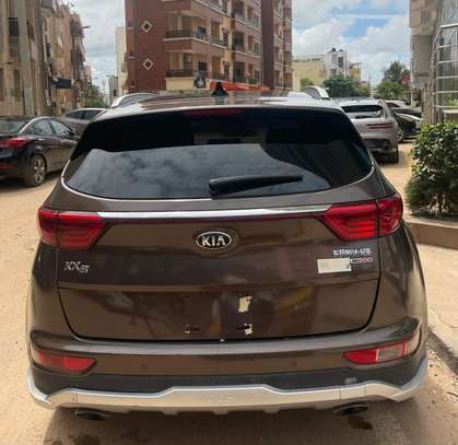 Kia SPORTAGE KX5 image 10